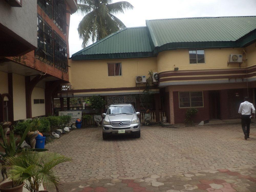 Divine Fountain Hotel Ajao Estate Lagos Ngoại thất bức ảnh